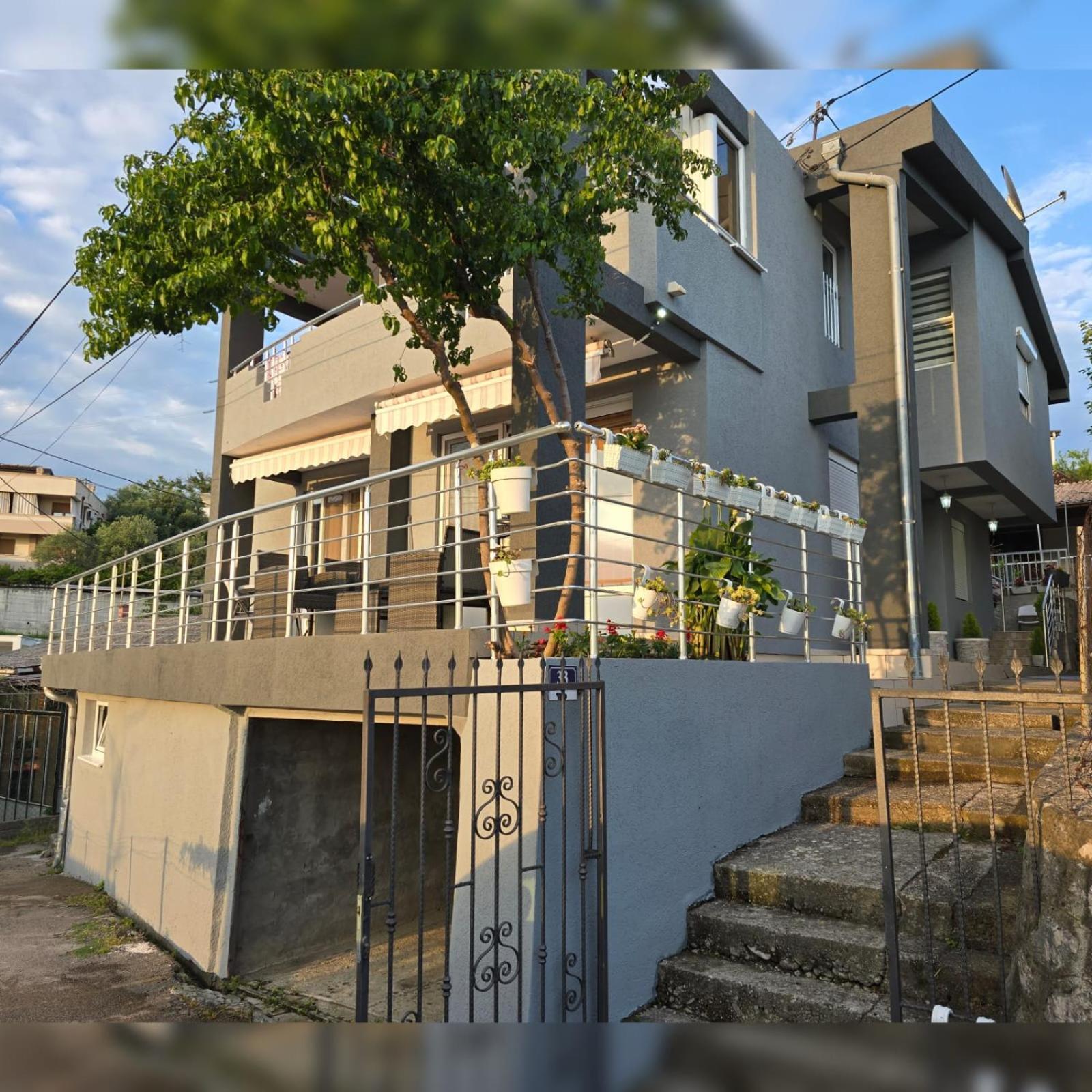 Family Apartment-Dilorena Bar Ngoại thất bức ảnh