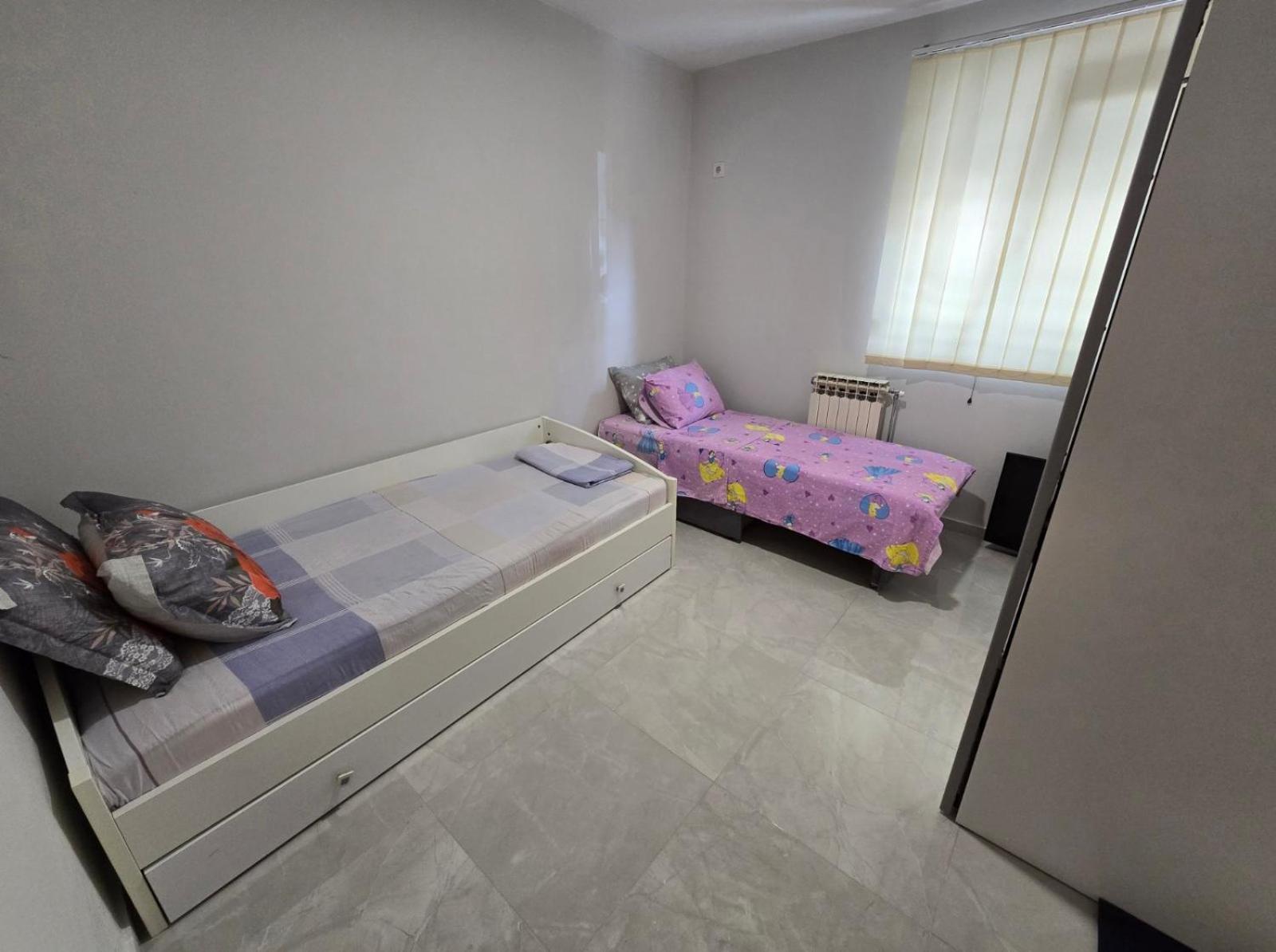 Family Apartment-Dilorena Bar Ngoại thất bức ảnh