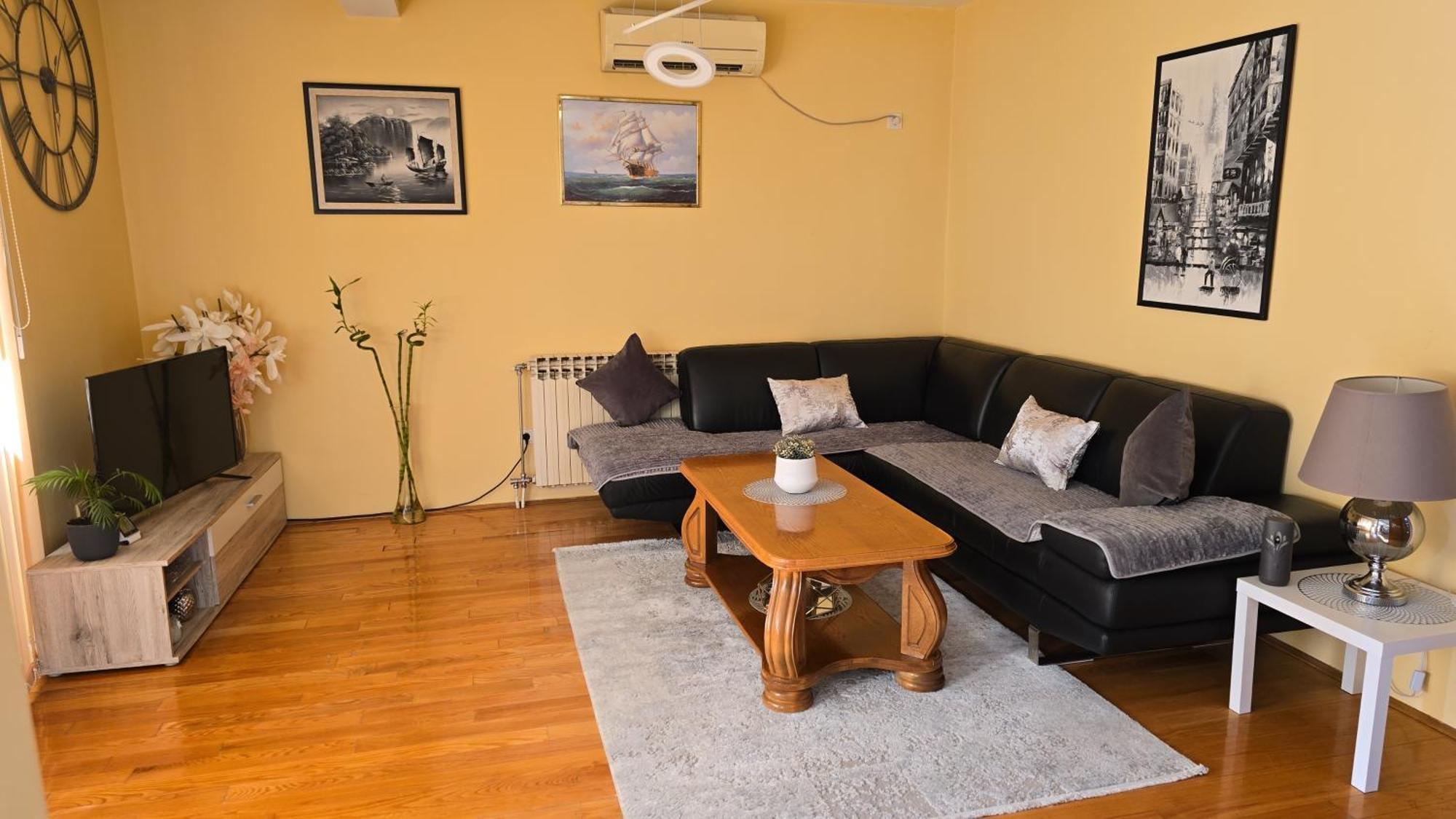 Family Apartment-Dilorena Bar Ngoại thất bức ảnh